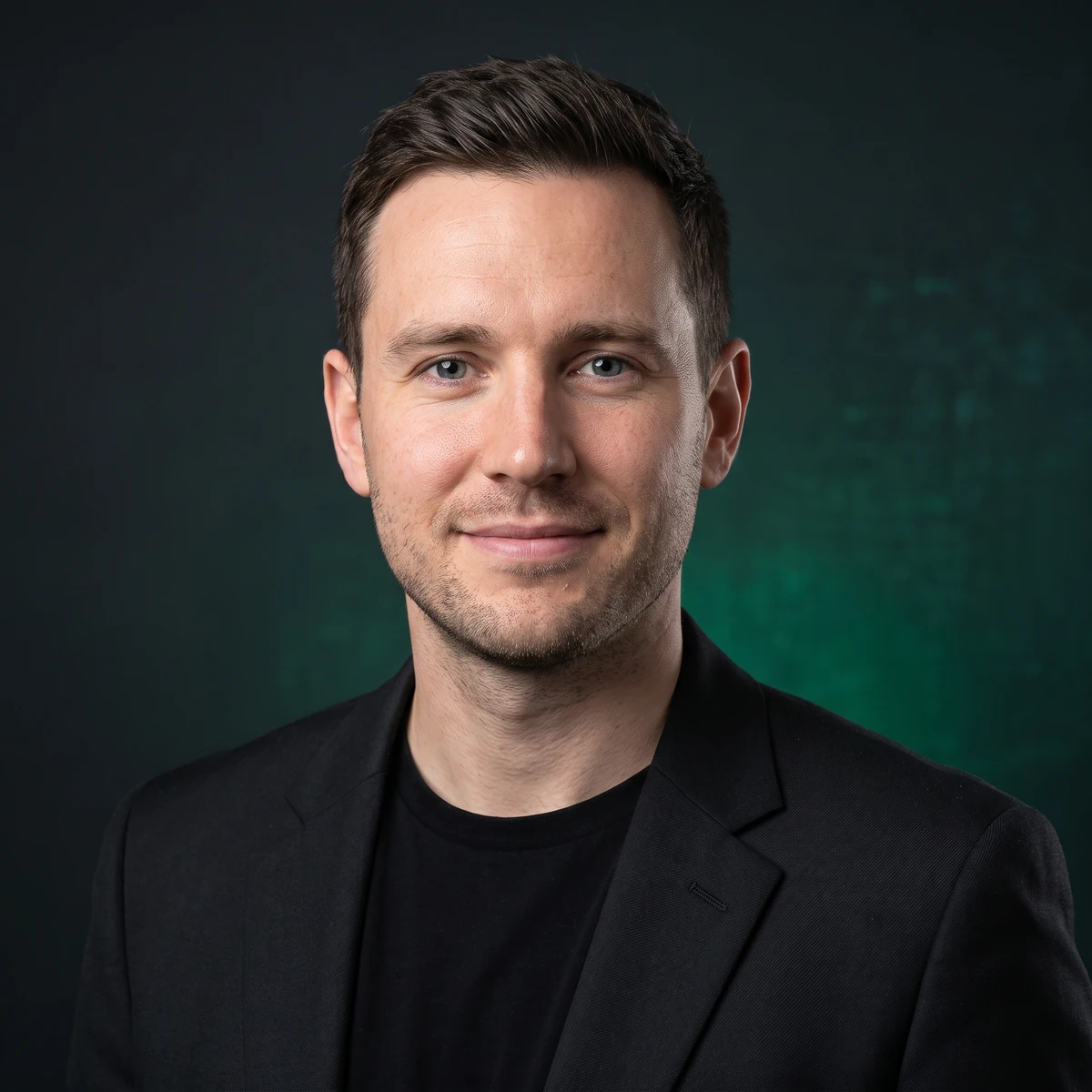 Oliver James Whitmore, Head of Social Media Strategy